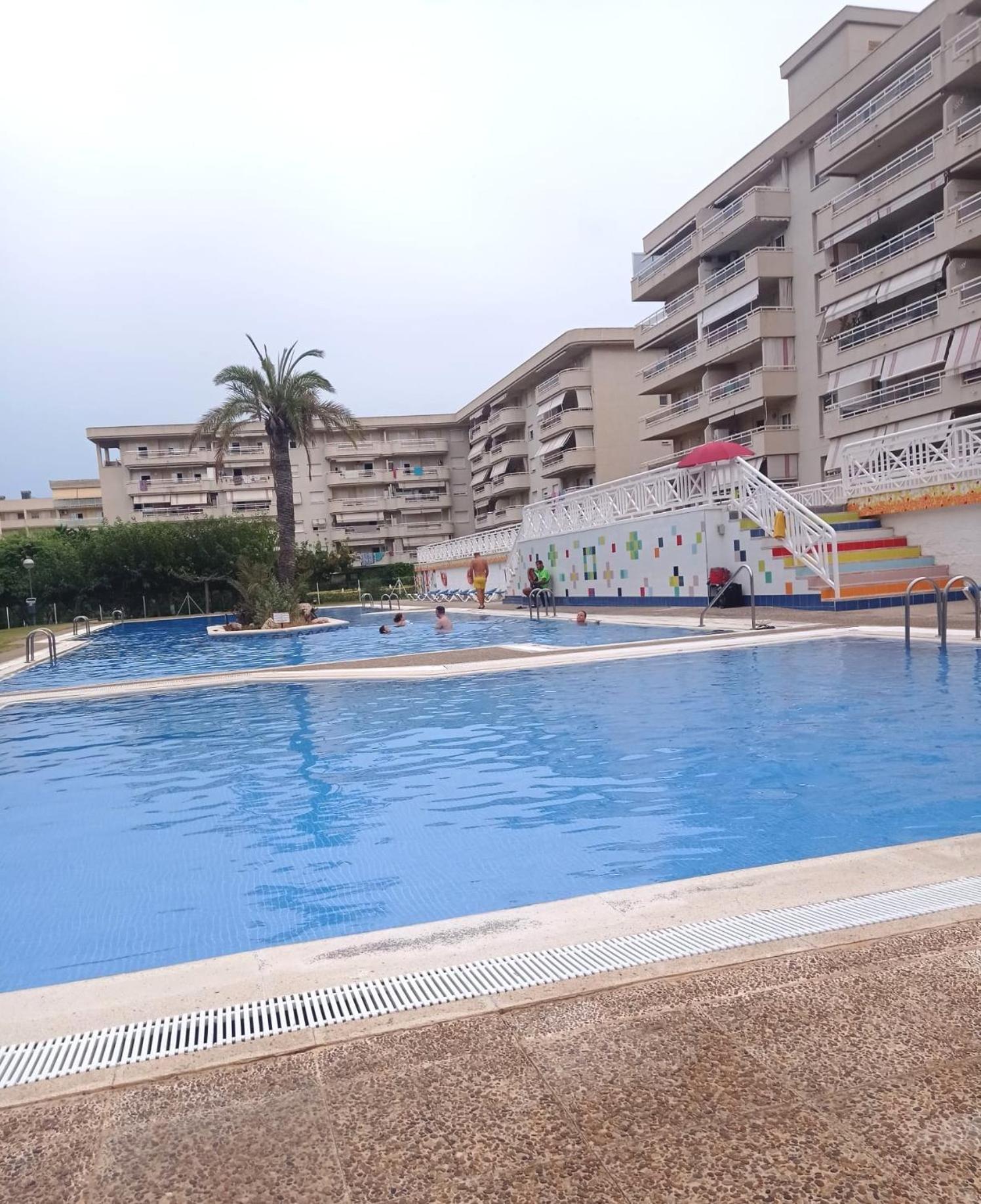 Pina Beach Holidays ラ・ピネーダ エクステリア 写真